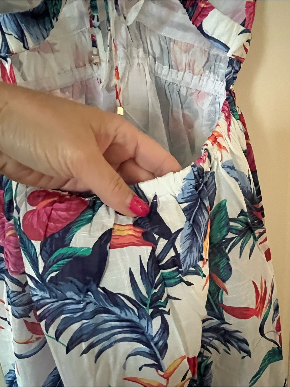 Tori Richard White Maxi Dress with Multicolor Tropical Print Women’s Size Medium - Picture 12 of 15